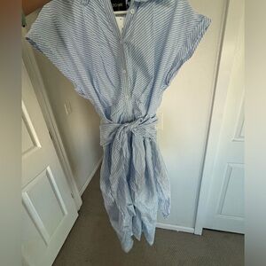 LINEN DRESS WITH TIE! NEW WITH TAG